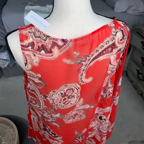 Red Multi Top - Picture 6 of 8